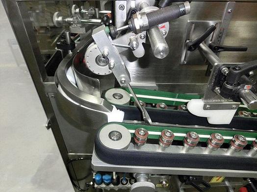 PPS a/s bottle unscrambler from Pharma Packaging Systems